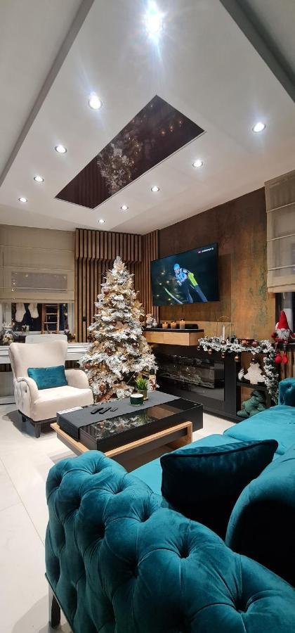 Design Apartment Platinium Spa Lux 5 Star "Havana" Completely Private Wellness & Spa Free Included Sauna & Jacuzzi & Salt Wall & Fire Place & 3D Ceilings & Business Wifi & Netflix & Keyless Code Entry & Full Smart App & Secure 2 Parking Place Cuprija Bagian luar foto