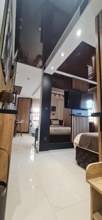 Design Apartment Platinium Spa Lux 5 Star "Havana" Completely Private Wellness & Spa Free Included Sauna & Jacuzzi & Salt Wall & Fire Place & 3D Ceilings & Business Wifi & Netflix & Keyless Code Entry & Full Smart App & Secure 2 Parking Place Cuprija Bagian luar foto
