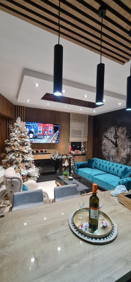 Design Apartment Platinium Spa Lux 5 Star "Havana" Completely Private Wellness & Spa Free Included Sauna & Jacuzzi & Salt Wall & Fire Place & 3D Ceilings & Business Wifi & Netflix & Keyless Code Entry & Full Smart App & Secure 2 Parking Place Cuprija Bagian luar foto