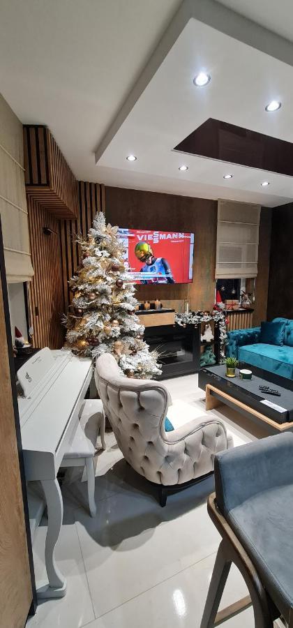 Design Apartment Platinium Spa Lux 5 Star "Havana" Completely Private Wellness & Spa Free Included Sauna & Jacuzzi & Salt Wall & Fire Place & 3D Ceilings & Business Wifi & Netflix & Keyless Code Entry & Full Smart App & Secure 2 Parking Place Cuprija Bagian luar foto