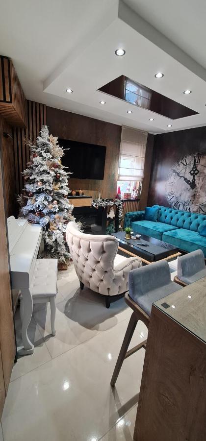 Design Apartment Platinium Spa Lux 5 Star "Havana" Completely Private Wellness & Spa Free Included Sauna & Jacuzzi & Salt Wall & Fire Place & 3D Ceilings & Business Wifi & Netflix & Keyless Code Entry & Full Smart App & Secure 2 Parking Place Cuprija Bagian luar foto
