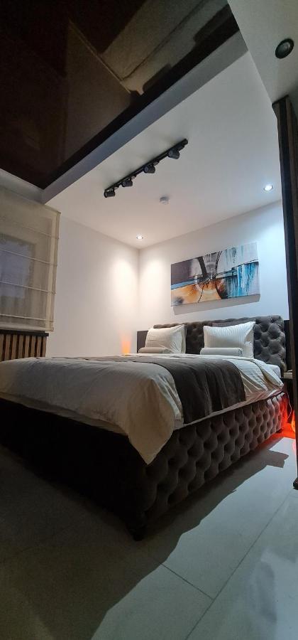 Design Apartment Platinium Spa Lux 5 Star "Havana" Completely Private Wellness & Spa Free Included Sauna & Jacuzzi & Salt Wall & Fire Place & 3D Ceilings & Business Wifi & Netflix & Keyless Code Entry & Full Smart App & Secure 2 Parking Place Cuprija Bagian luar foto