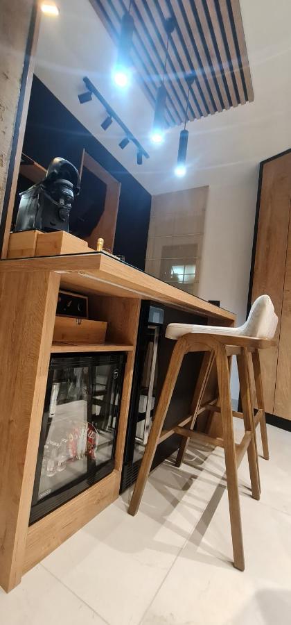 Design Apartment Platinium Spa Lux 5 Star "Havana" Completely Private Wellness & Spa Free Included Sauna & Jacuzzi & Salt Wall & Fire Place & 3D Ceilings & Business Wifi & Netflix & Keyless Code Entry & Full Smart App & Secure 2 Parking Place Cuprija Bagian luar foto
